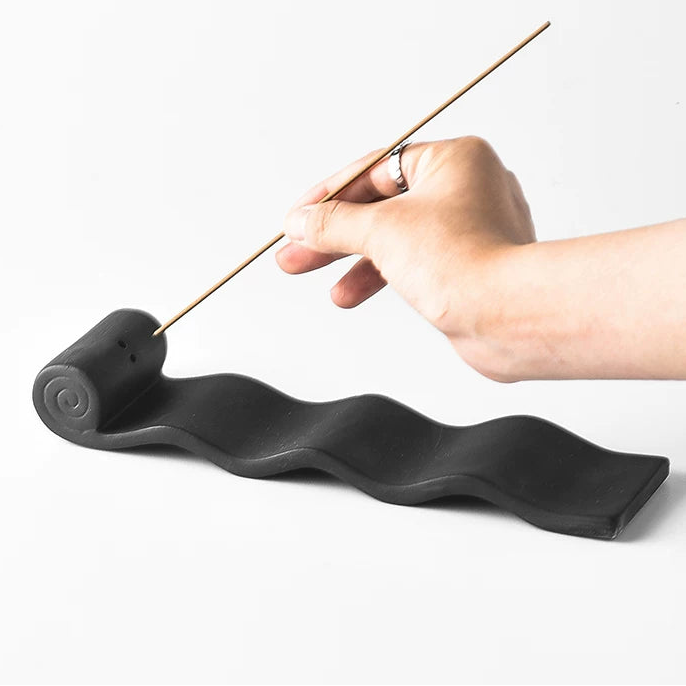 Black Wave Ceramic Incense Holder | Minimalist Scroll Burner