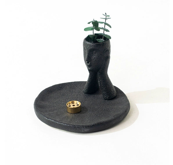 Ceramic Yoga Incense Holder – Minimalist Meditation & Aromatherapy Decor