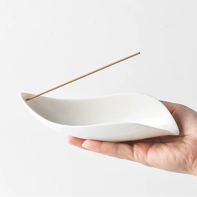 Minimalist Leaf-Shaped Ceramic Incense Holder | Zen Ash Catcher Tray