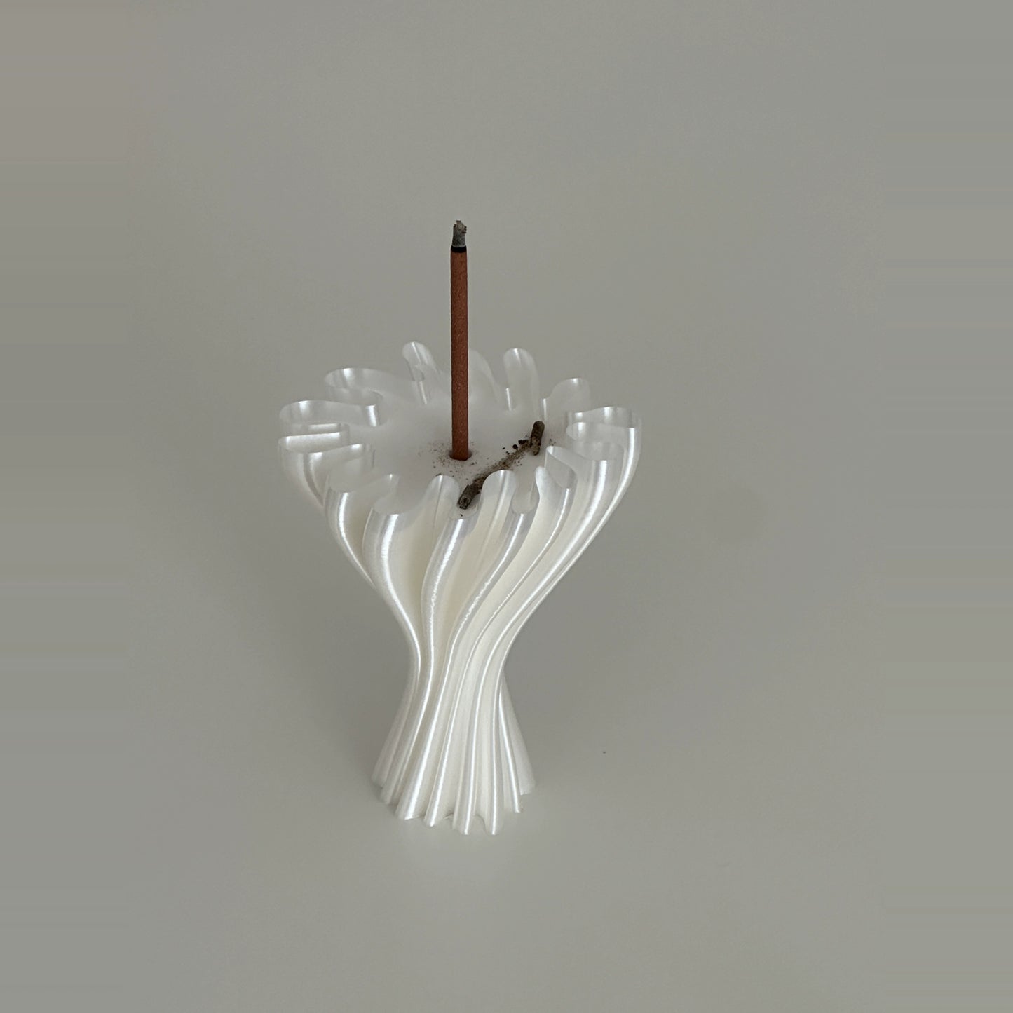 3D Sculpted Incense Holder – Modern Minimalist Stone-Resin Burner