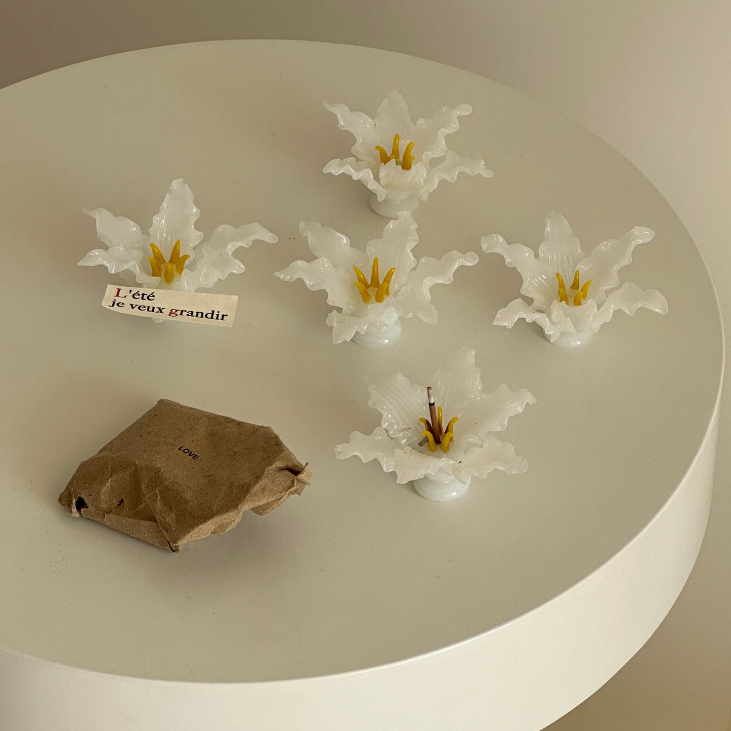 Glass Lily Incense Holder – Sculptural Modern Home Decor
