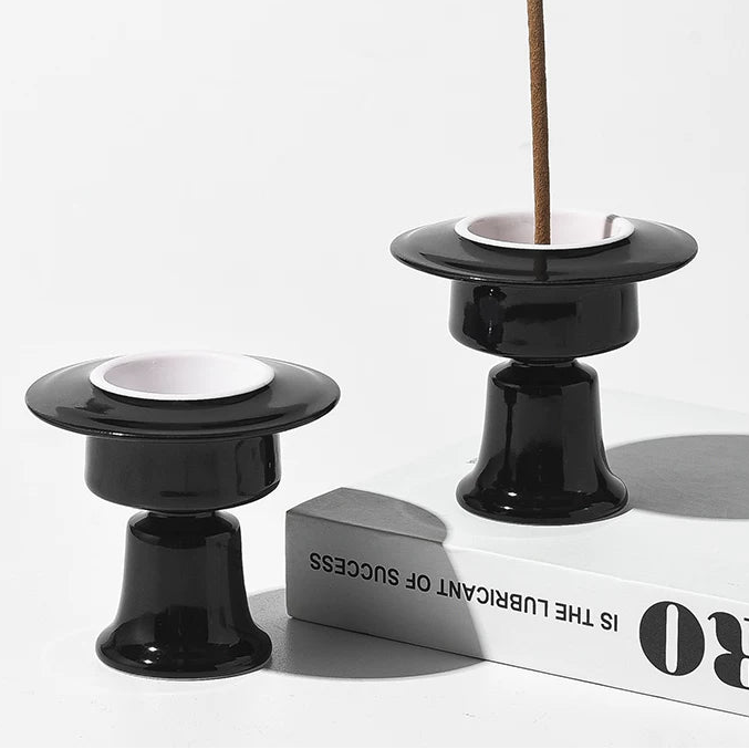 Minimalist Pedestal Ceramic Incense Holder | 5-Hole Burner