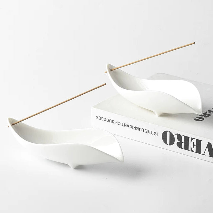 Minimalist Leaf-Shaped Ceramic Incense Holder | Zen Ash Catcher Tray
